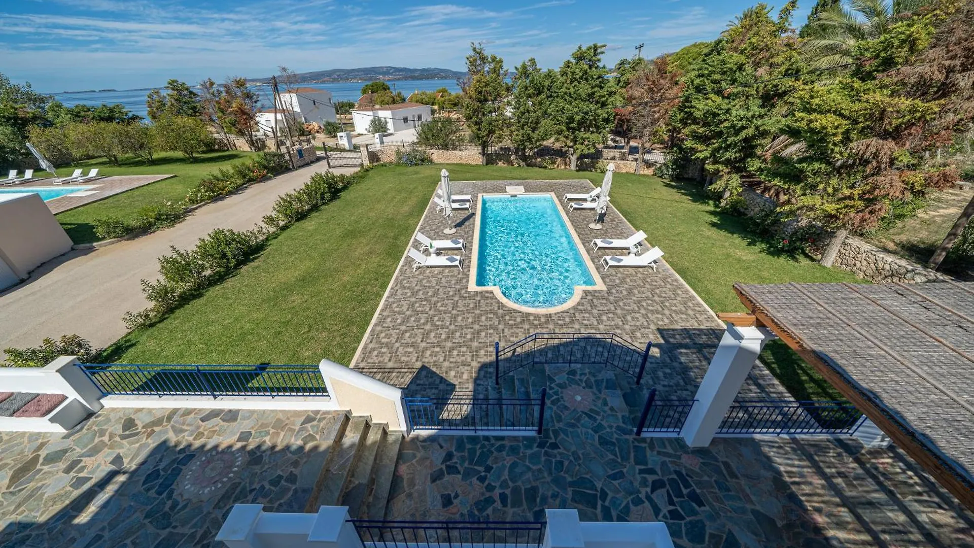 Eglina Celeste Villa Миния